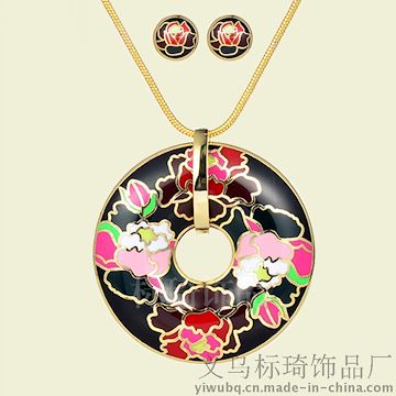 珐琅首饰套装合金滴胶工艺欧美饰品套装镀金圆形吊坠外贸出口原单